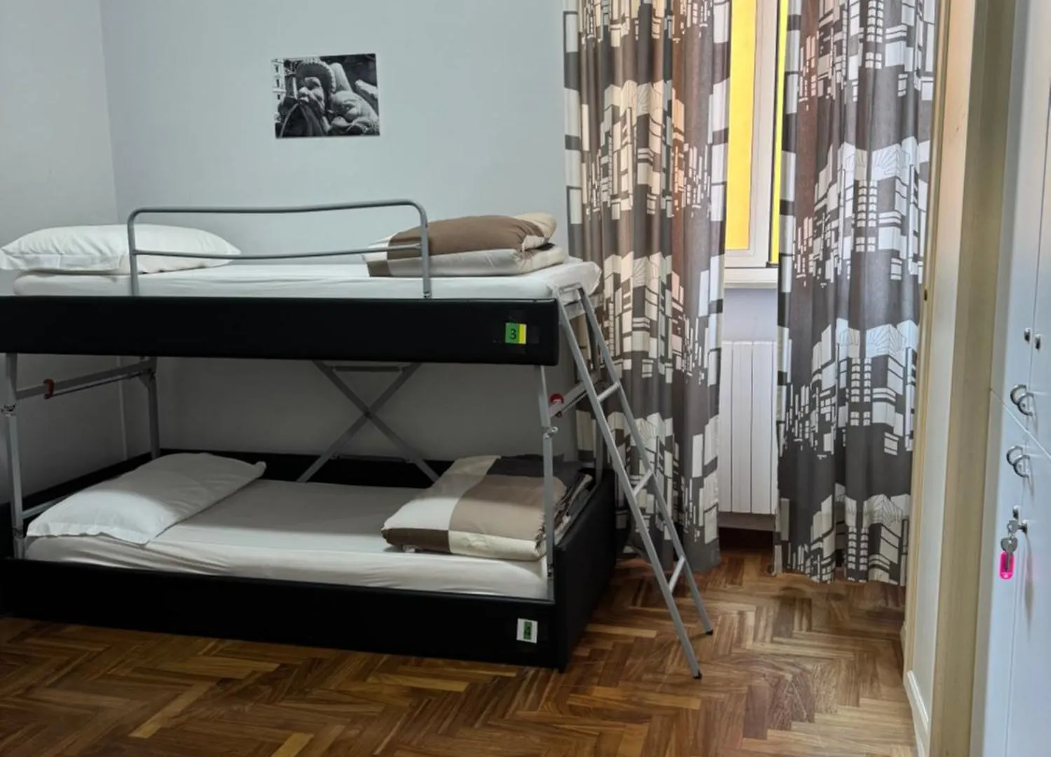 Hostal Albergue Destination In Roma Italia